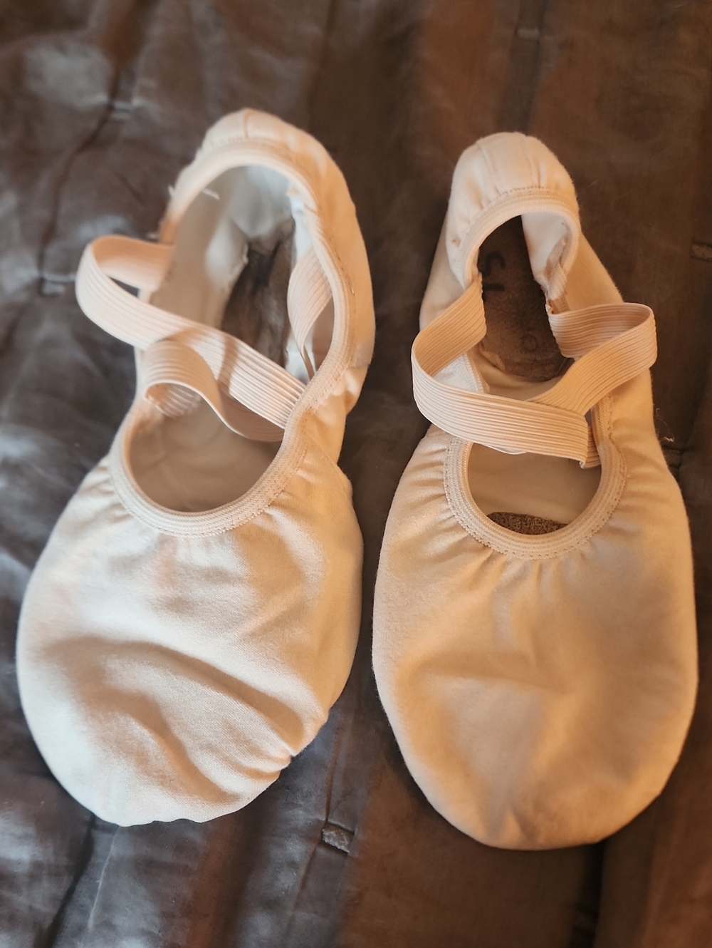 Girls White Ballet Slippers with Elastic Strap